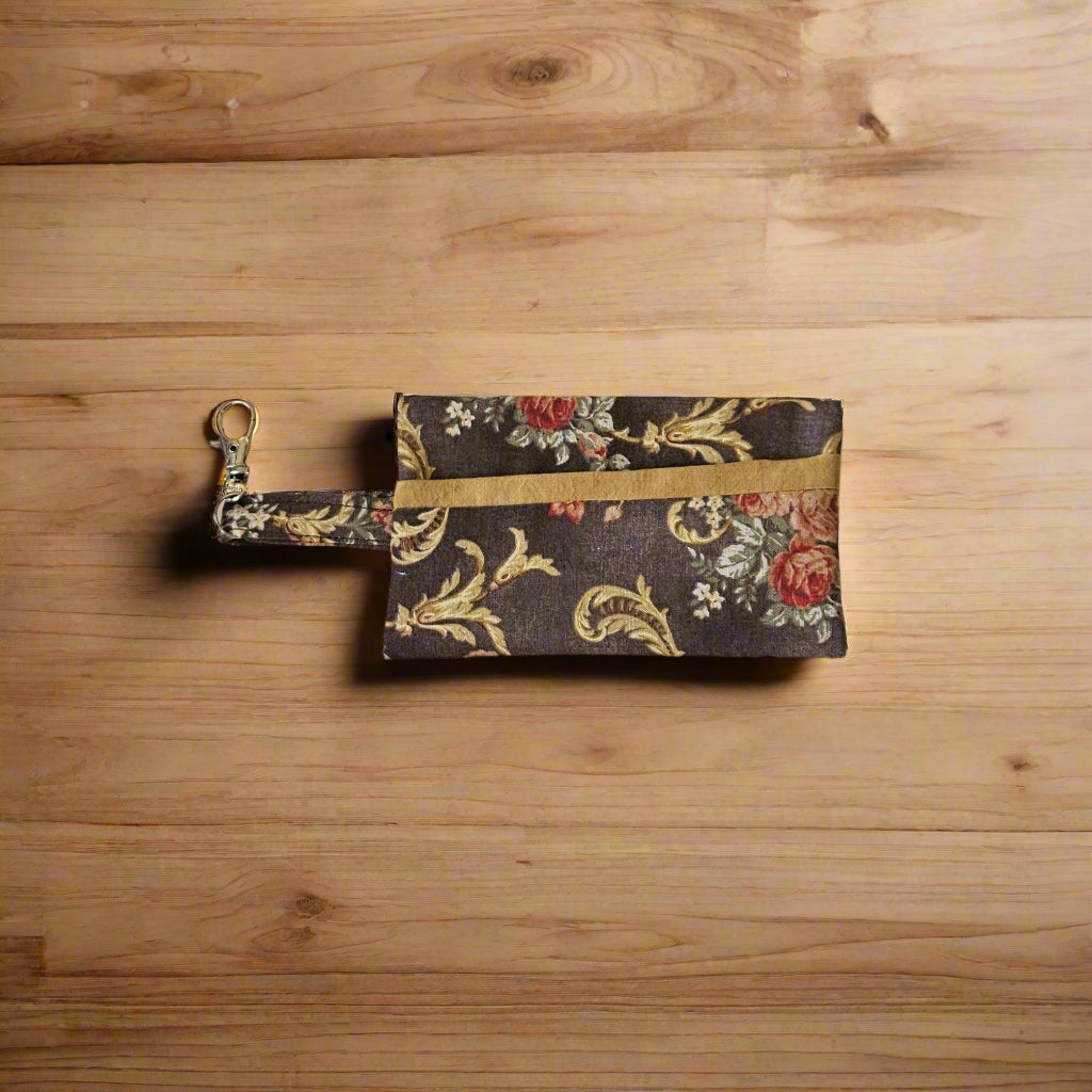 Scrappy Tissue Holder
